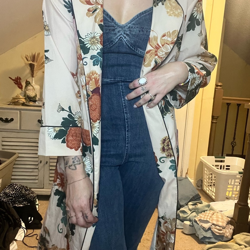 Boohoo Floral Kimono Jacket - Cream and Multicolor